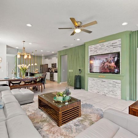 Stylish Cozy Family Getaway With Private Pool And Lake View Kissimmee Exteriör bild