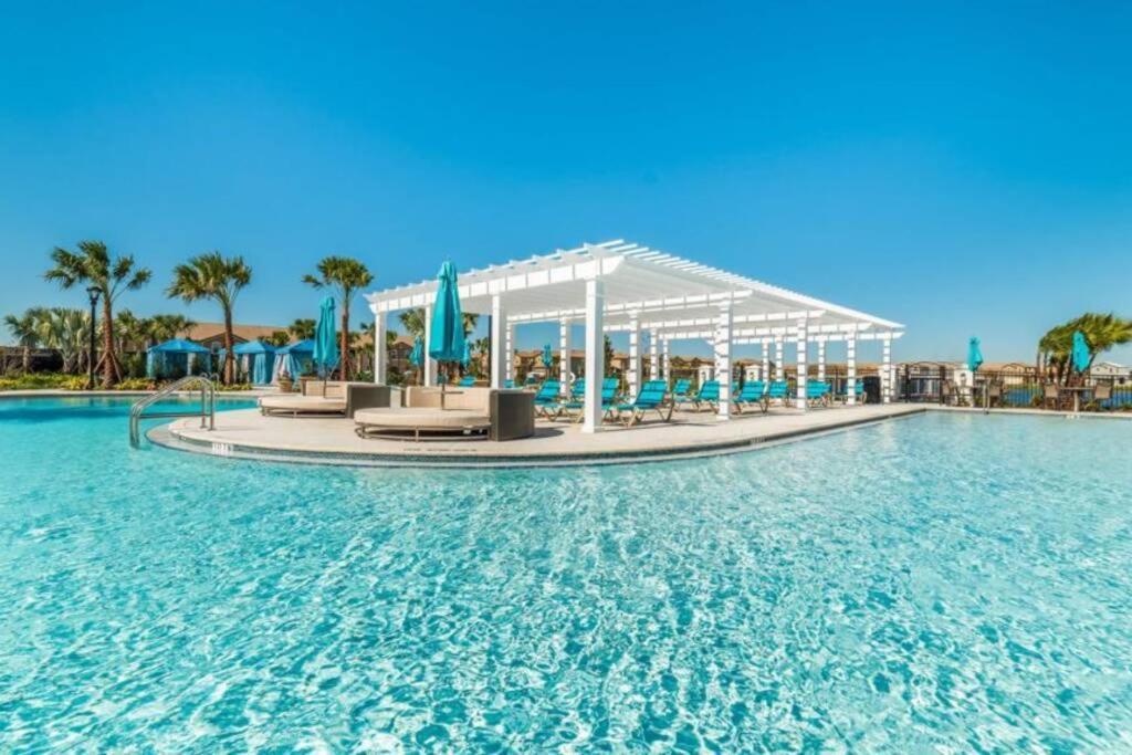 Stylish Cozy Family Getaway With Private Pool And Lake View Kissimmee Exteriör bild