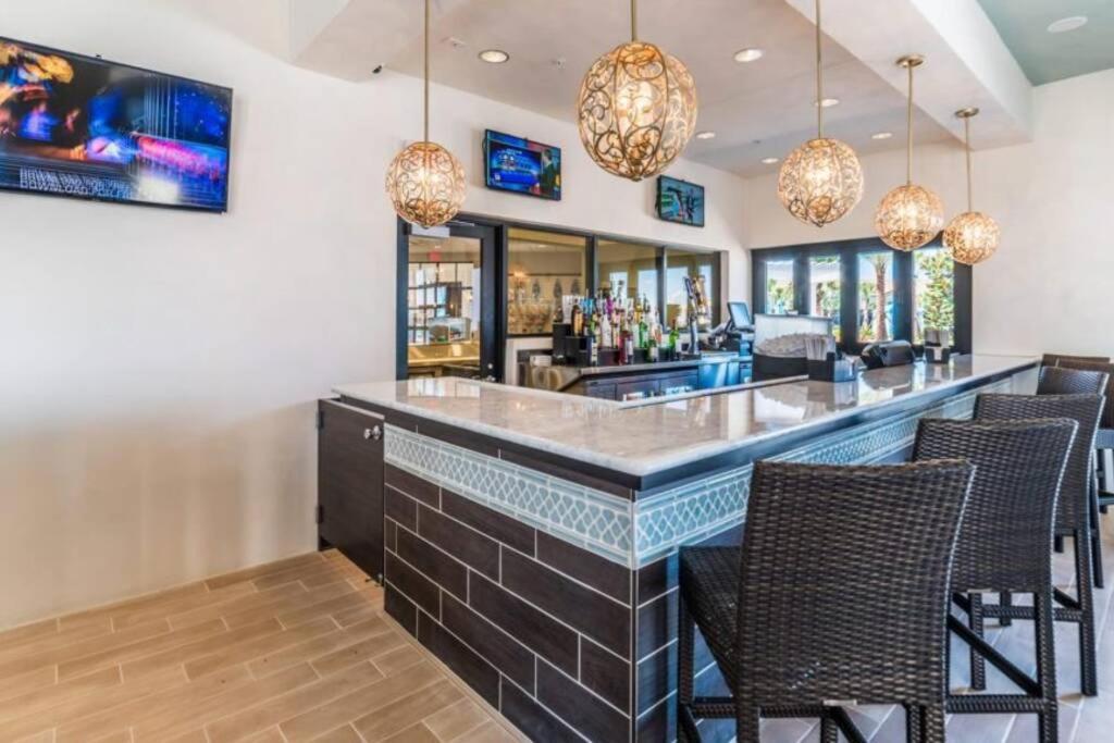 Stylish Cozy Family Getaway With Private Pool And Lake View Kissimmee Exteriör bild