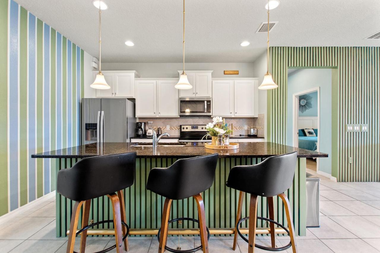Stylish Cozy Family Getaway With Private Pool And Lake View Kissimmee Exteriör bild