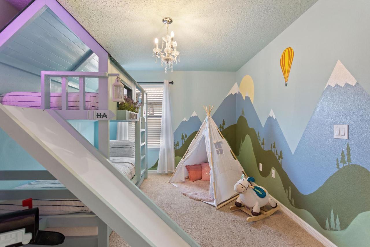 Stylish Cozy Family Getaway With Private Pool And Lake View Kissimmee Exteriör bild