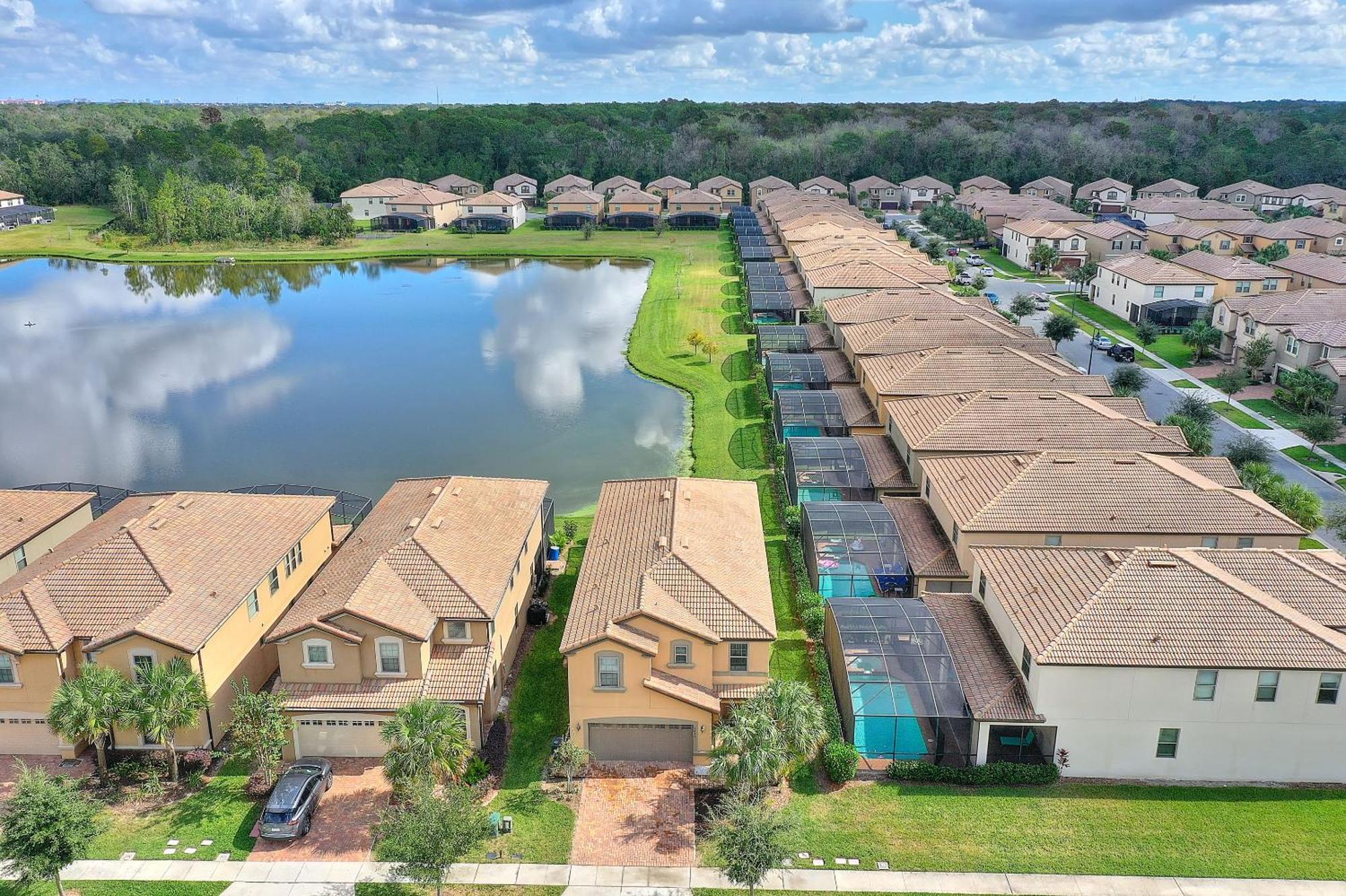 Stylish Cozy Family Getaway With Private Pool And Lake View Kissimmee Exteriör bild